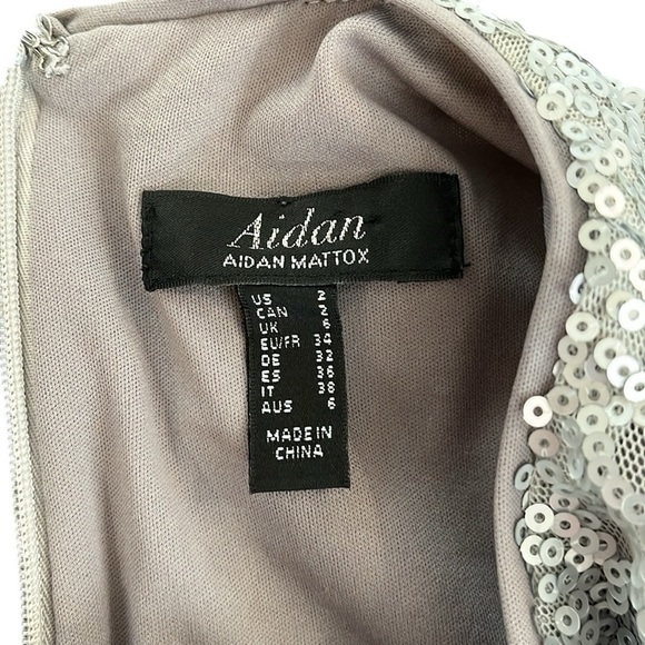 Aiden by Aiden Mattox Silver Sequins Biting Lips Cocktail Dress Size 2 - Picture 6 of 8